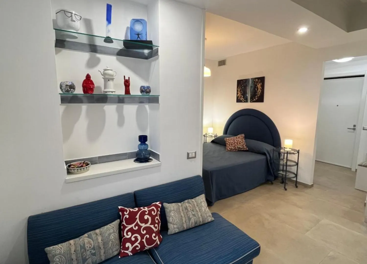 Penny Black Naples